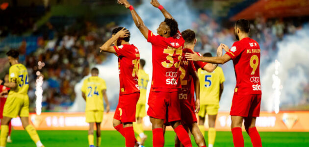 لأول مرة في التاريخ.. القادسية يكرر تفوقه على الحزم بثنائية ويواصل التوهج في دوري روشن