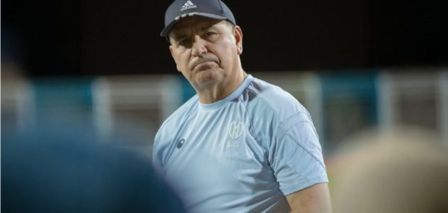 فتحي الجبال يستقر على “سلاح الخليج” لمواجهة الرياض في ختام دوري روشن