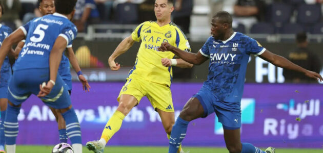 قبل قمة الجولة 32.. لغة الأرقام تمنح الهلال الأفضلية أمام النصر في مباريات الدور الثاني