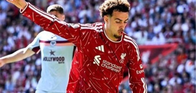 كورتيس جونز يتحدث عن معايير محمد صلاح ويرسم ملامح مستقبل ليفربول