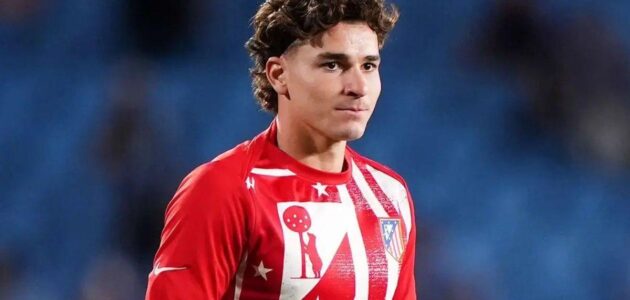 أتلتيكو مدريد يصدم برشلونة ويحدد سعراً خرافياً لبيع جوليان ألفاريز