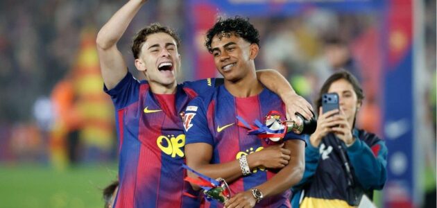 بقميص مثير للجدل.. كيف أشعل لامين يامال غضب ريال مدريد في احتفالات برشلونة بالدوري؟