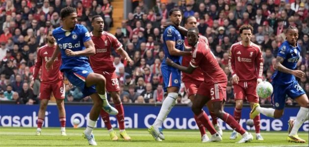 صافرات استهجان تهز أرجاء أنفيلد.. رد فعل جماهيري صادم بعد تعادل ليفربول وتشيلسي