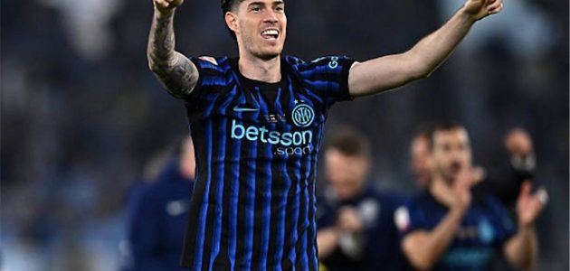 هانز فليك يضع “فيتو” أمام انضمام أليساندرو باستوني إلى برشلونة: هل تنهار خطة ديكو؟