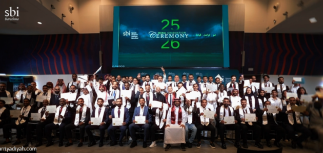 معهد SBI ببرشلونة يحتفل بتخرج الدفعة الثالثة لماجستير إدارة كرة القدم بمشاركة نجوم العرب