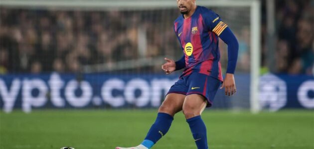 حسم مصير رونالد أراوخو.. برشلونة يتخذ قراراً نهائياً بشأن رحيله في الميركاتو الصيفي